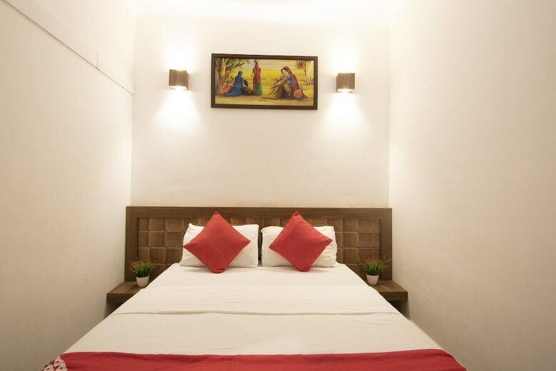 Hotel Oyo 23243 Kanasu Stay Home