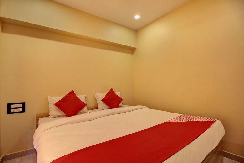 Hotel Oyo 22512 Krishna Kausthubha Service Apartment