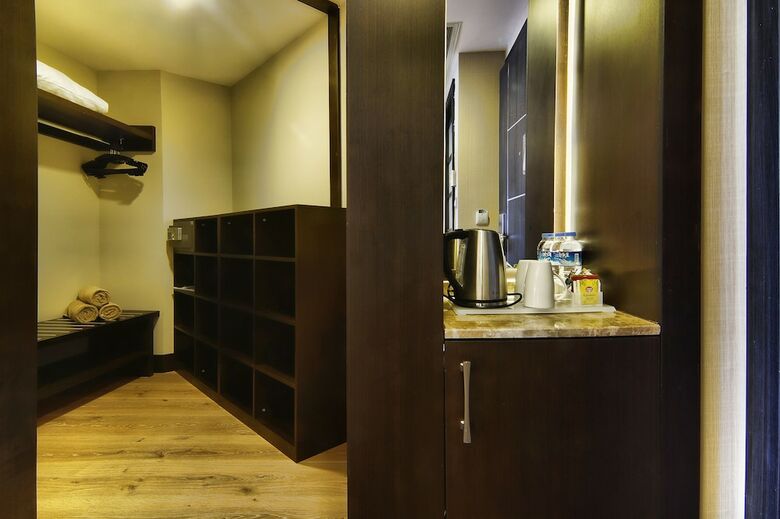 Limak Lara Deluxe Hotel & Resort