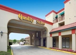 Hotel Quality Suites Bluebonnet Center