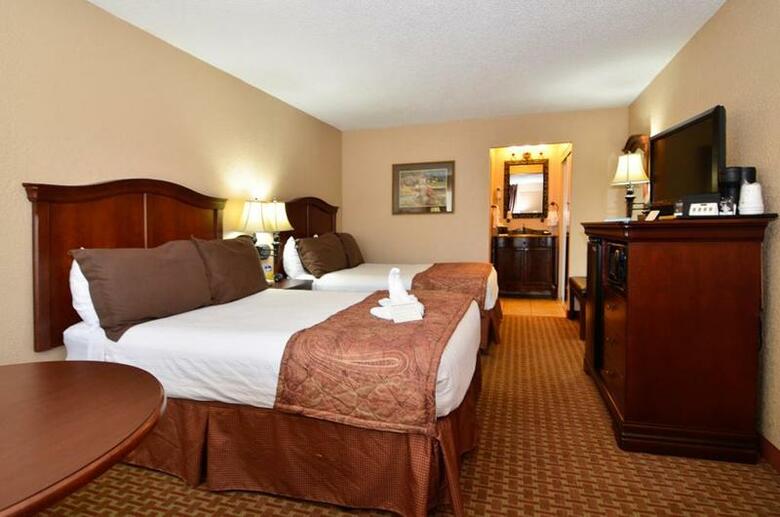 Hotel Best Western Plus Landing View Inn & Suites