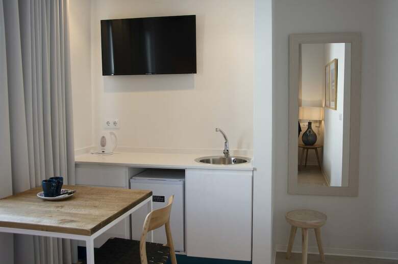 Hotel You & Co. Saler Beach Boutique