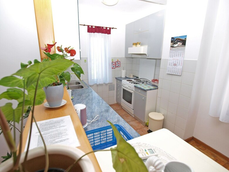 Apartment 914