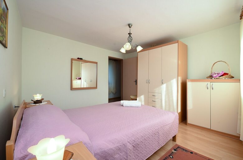Apartment 1492