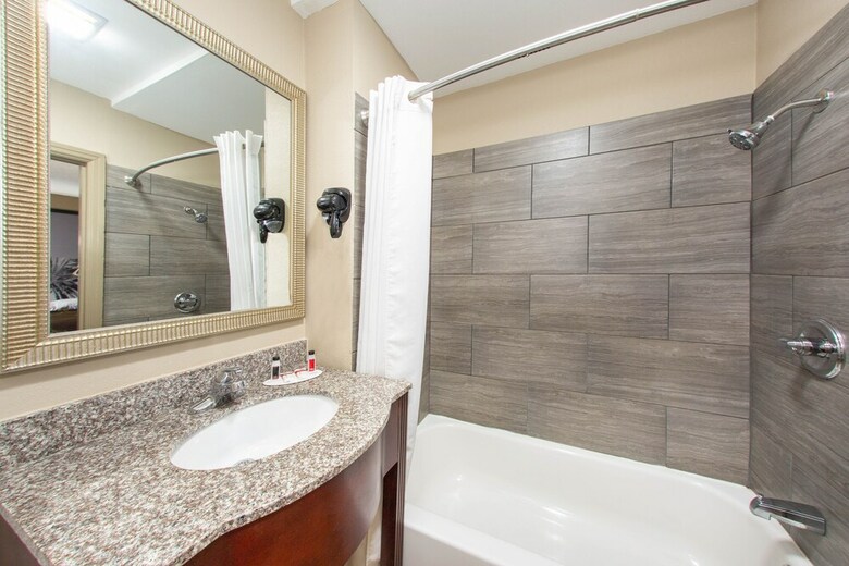 Motel Super 8 By Wyndham Pensacola West