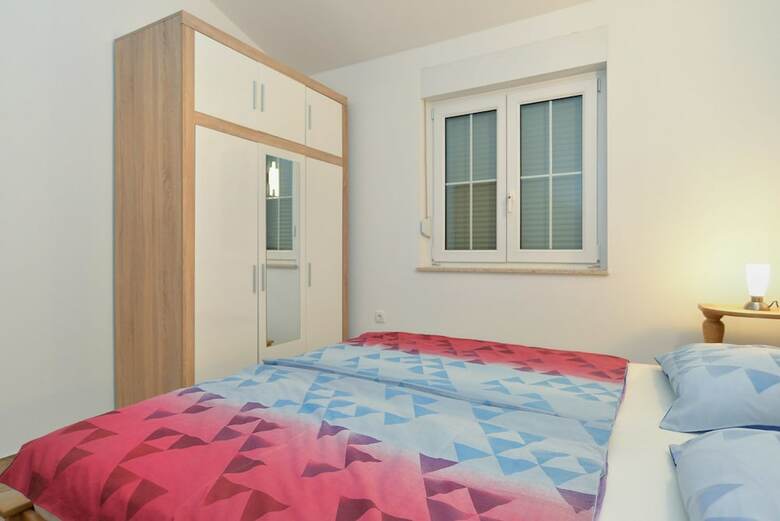 Apartment 1739