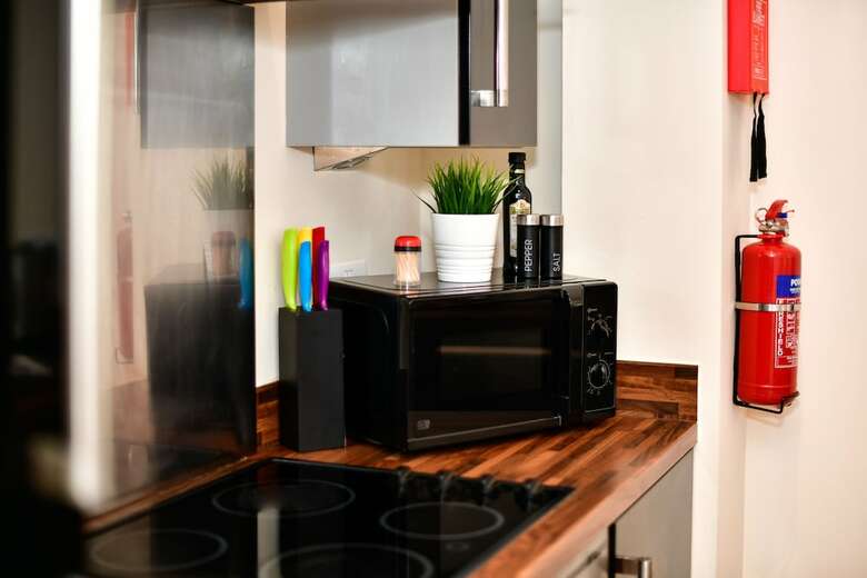 Apartamentos Just Stay Wales - Meridian Wharf