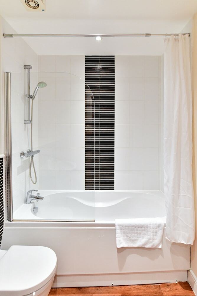Apartamentos Just Stay Wales - Meridian Wharf
