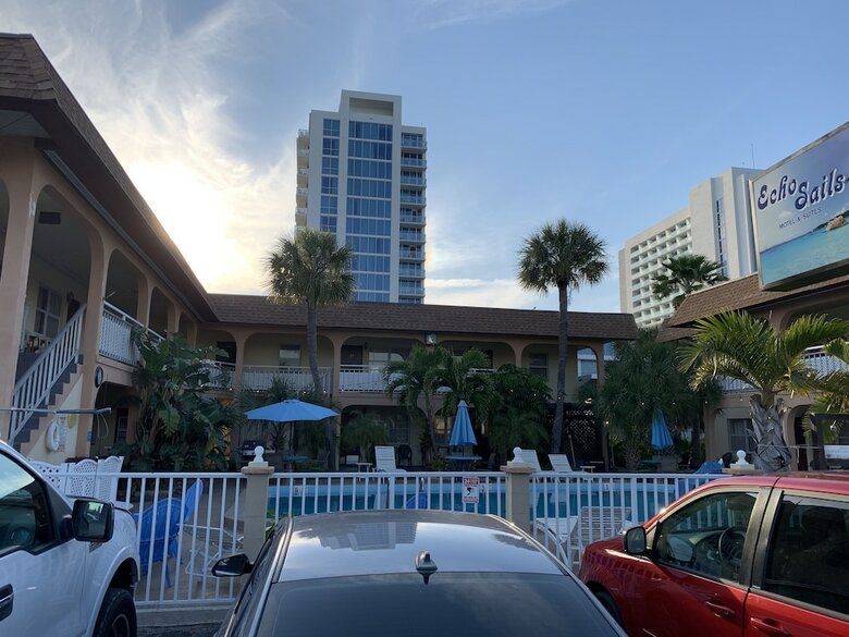 Echo Sails Motel