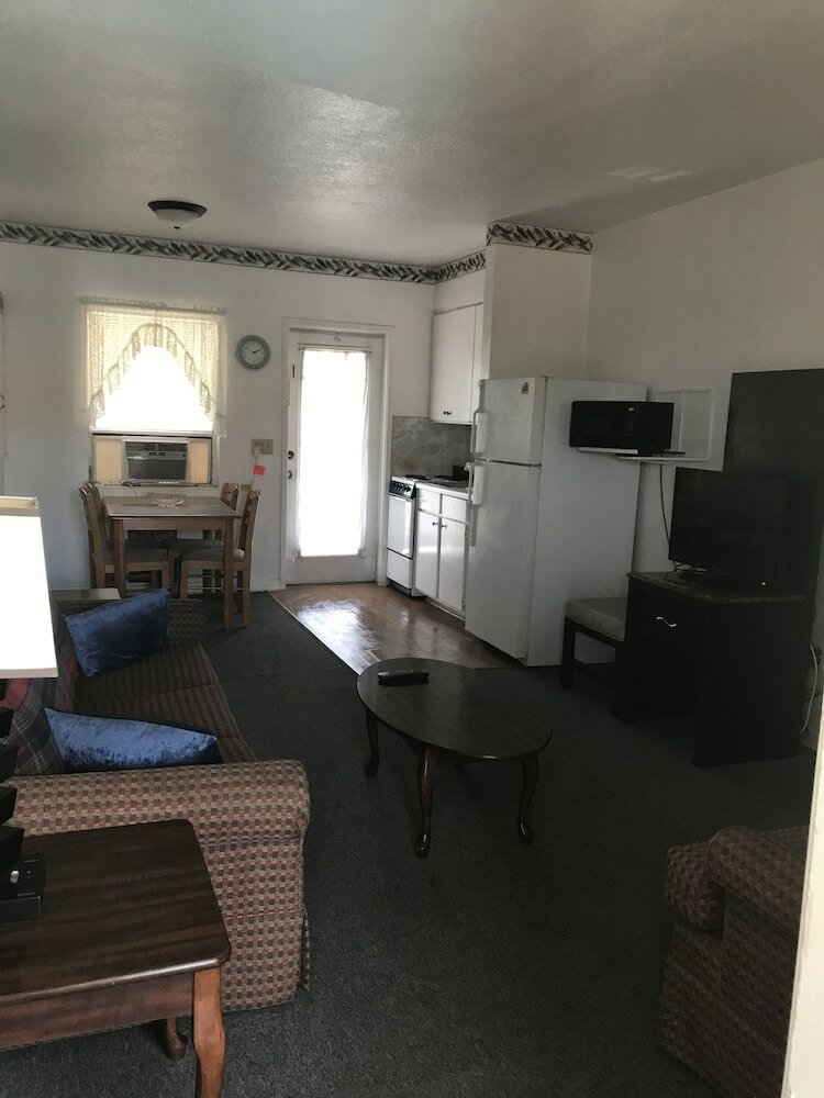Echo Sails Motel