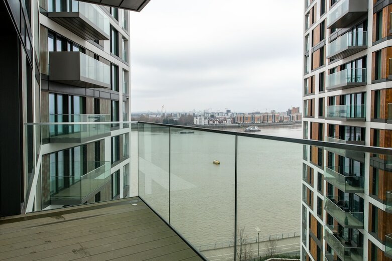 Lt Riverview Apartment East Greenwich