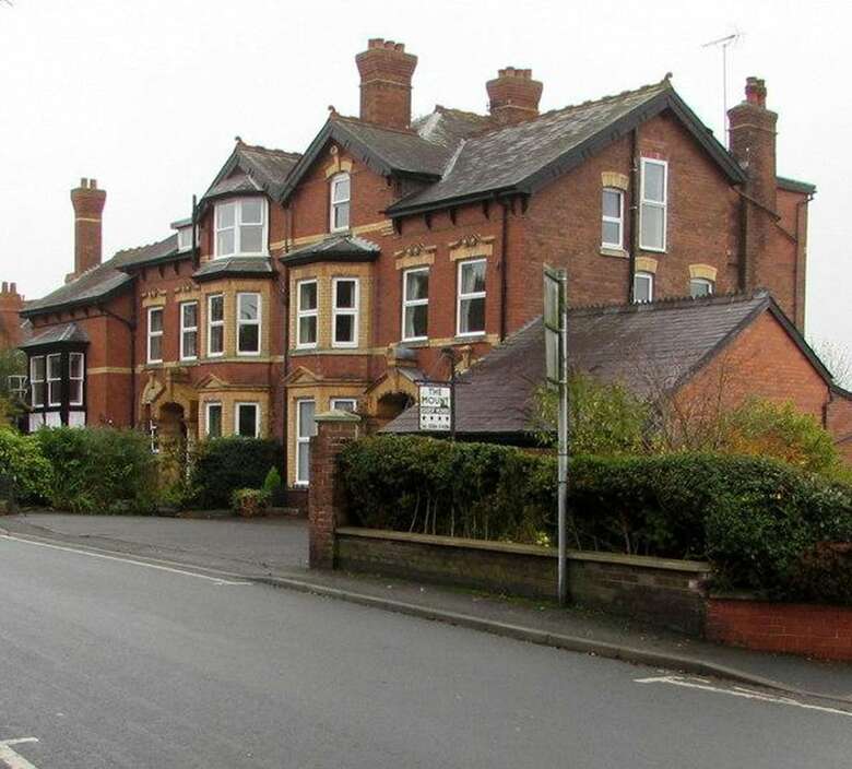 Bed & Breakfast The Mount Guest House