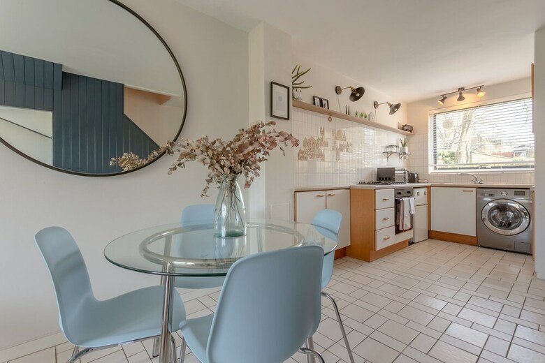 Apartamentos Amazing 2 Bedroom House In Putney