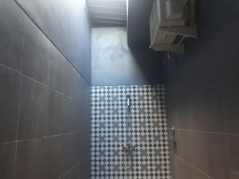 Hotel Karang Awak House