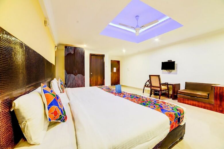 Hotel Nitya Resort