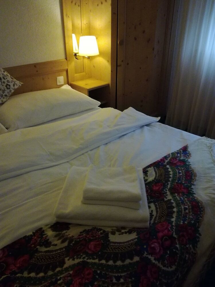 Hotel Grichting Und Badnerhof