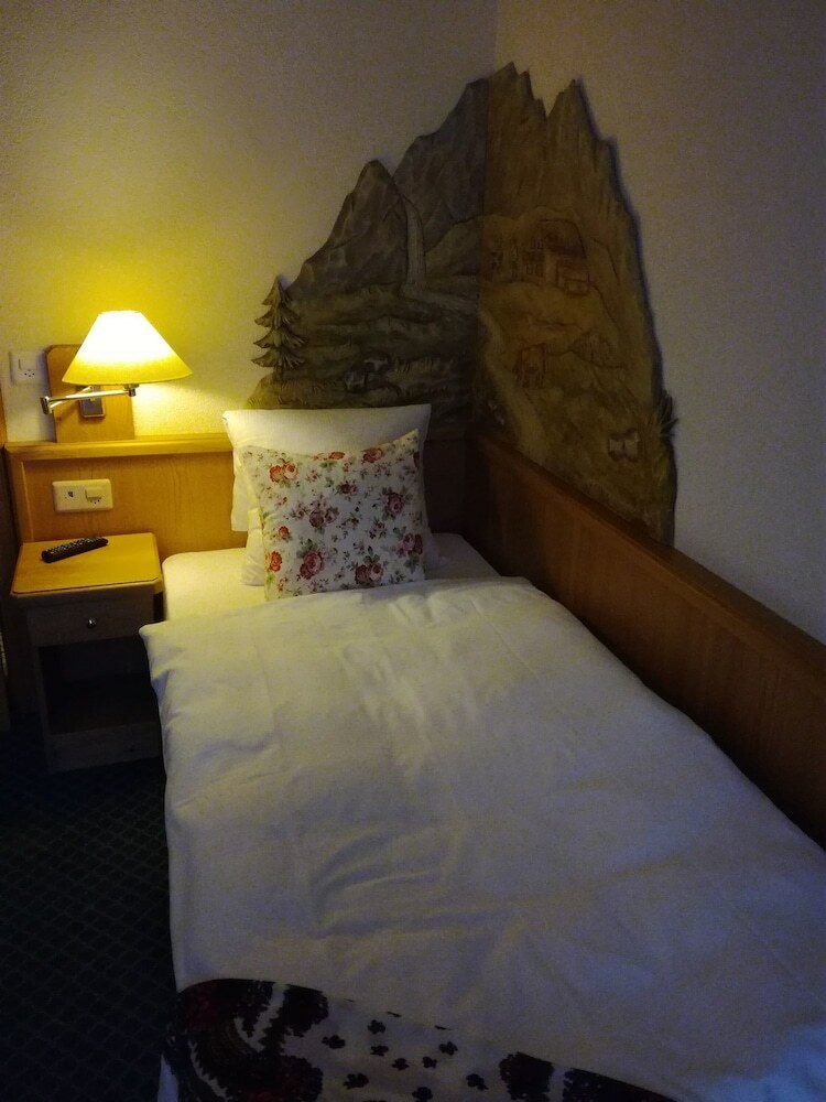 Hotel Grichting Und Badnerhof