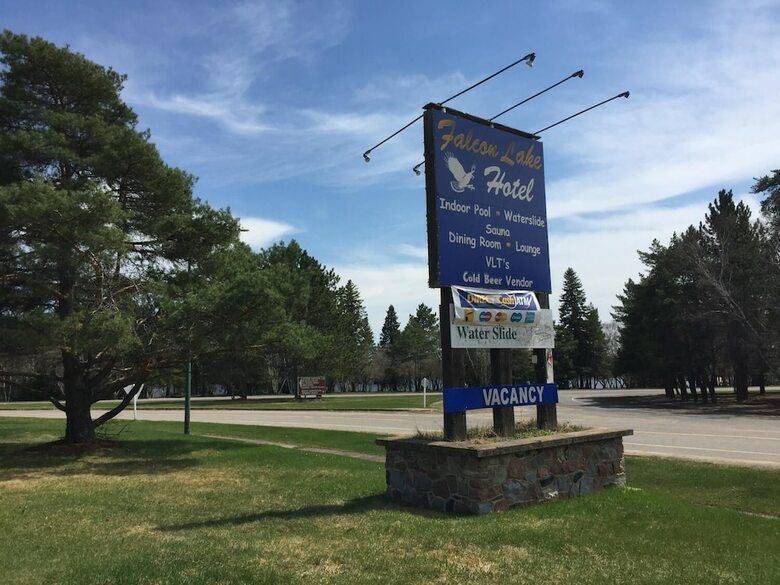 Falcon Lake Hotel