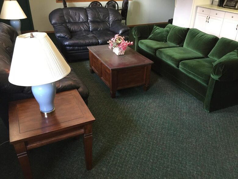 Falcon Lake Hotel