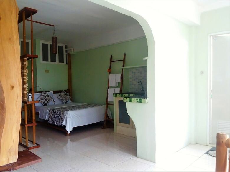 Aparthotel Summer Place Apartments Puerto Galera