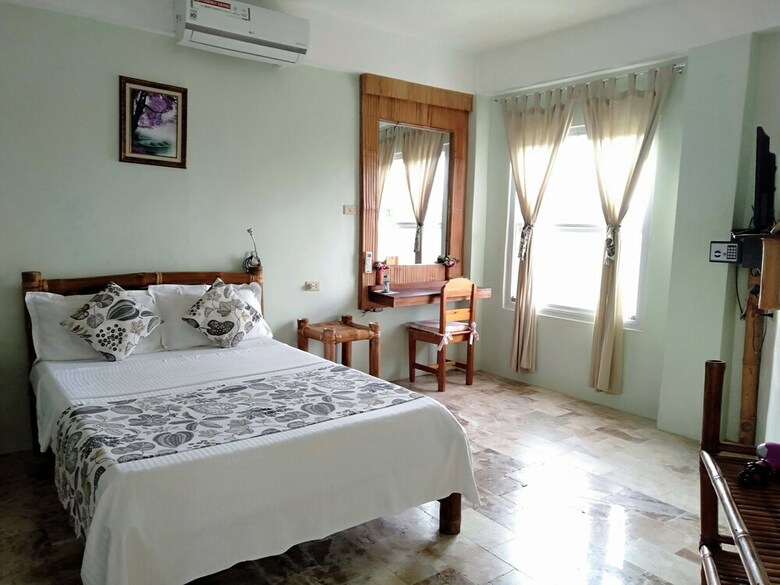 Aparthotel Summer Place Apartments Puerto Galera