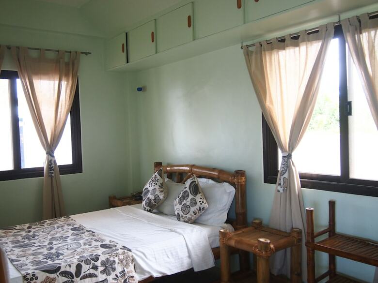 Aparthotel Summer Place Apartments Puerto Galera