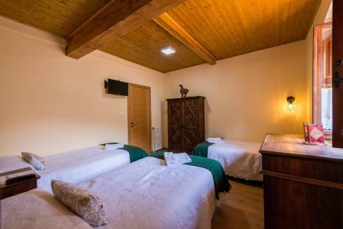 Hostal Pe�a Santa