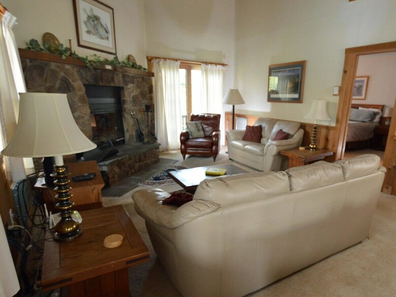 4 Br: Whistlepunk 24