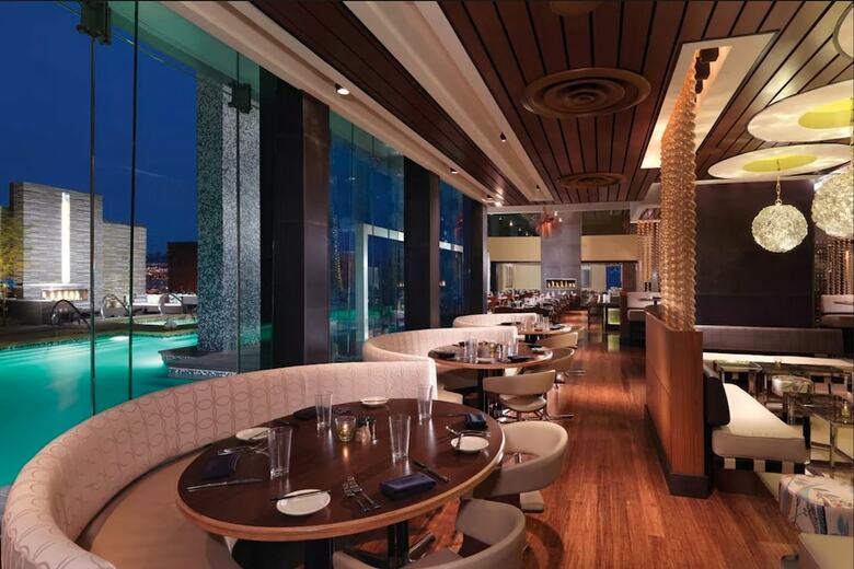 Hotel Jet Luxury At Palms Place