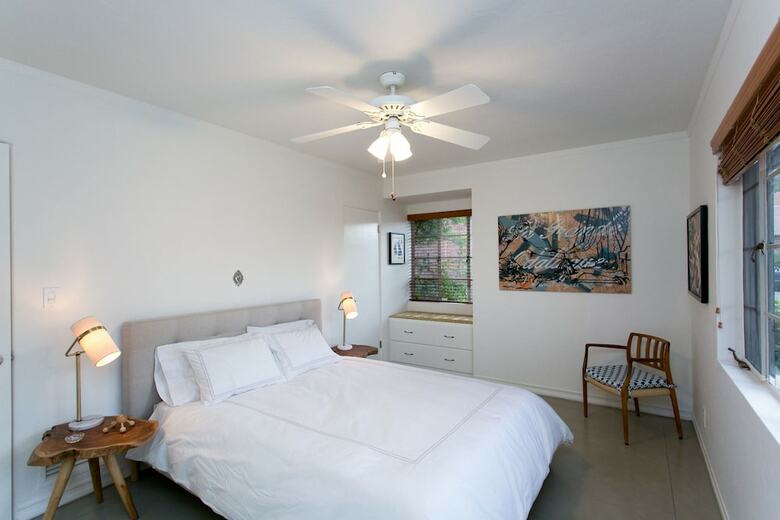 Casa de Los Artistas 2 Br By Casago