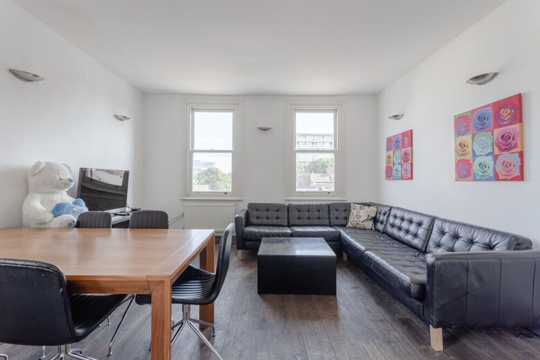 Apartamentos Spacious And Contemporary 3 Bedroom House