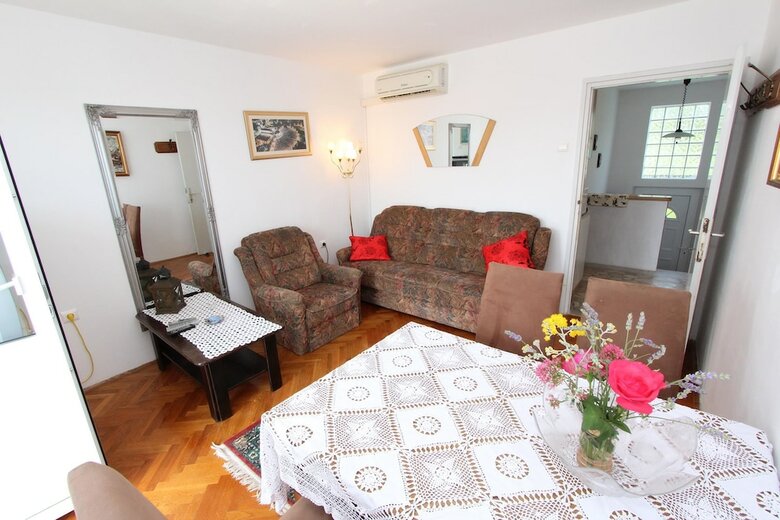 Apartments Monpeloso