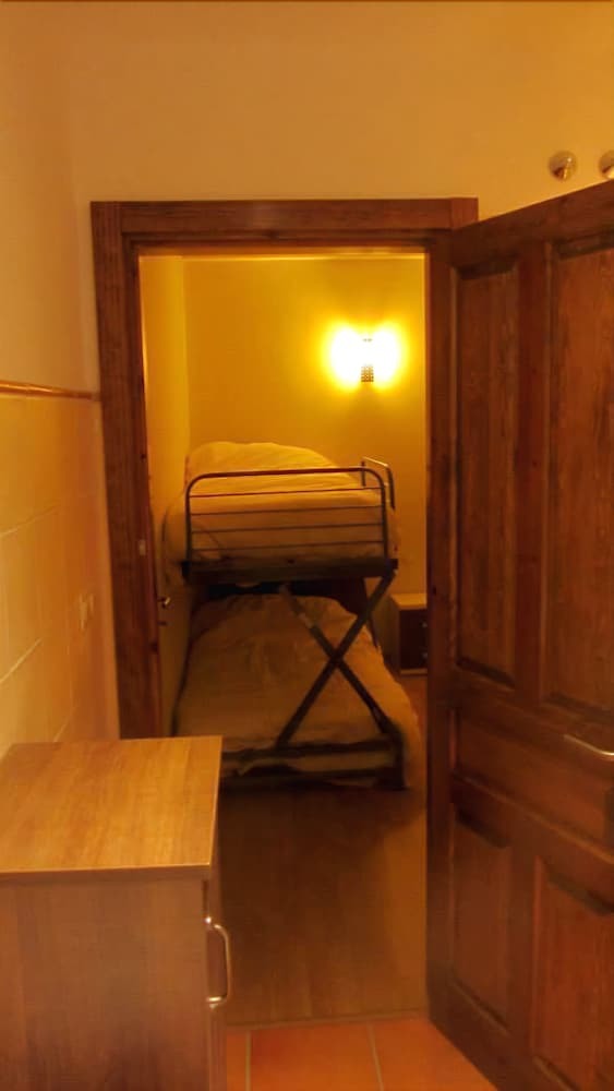 Albergue De Yebra