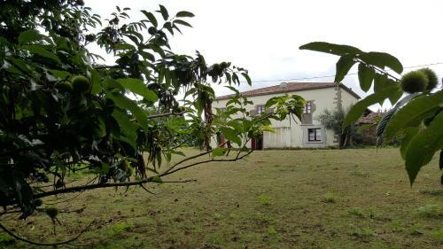 Hostal A Pena De Augasantas