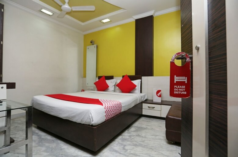 Oyo 24646 Hotel Gaurav Palace