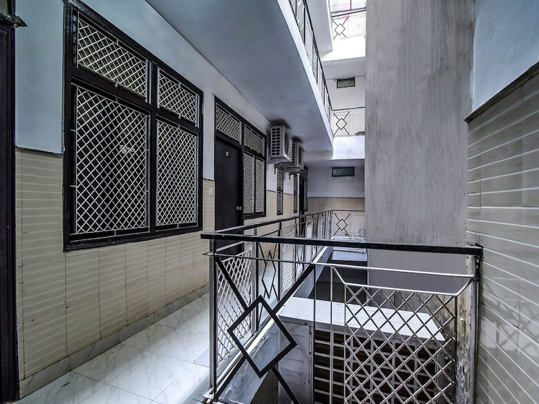 Hotel Oyo 18677 Airport Princess