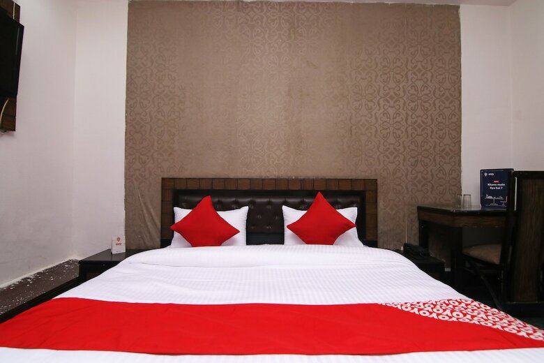 Oyo 22756 Hotel Chinar Inn