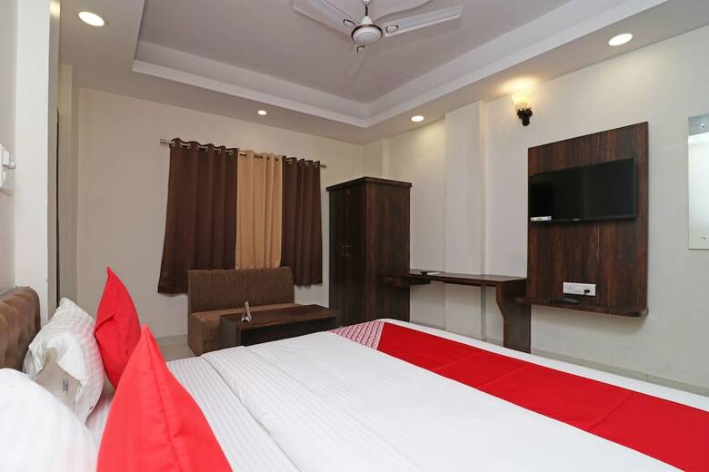 Oyo 17043 Hotel Ocean Pearl