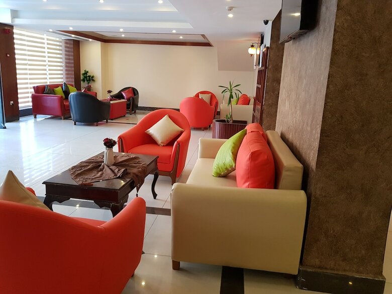 Eva Hotel