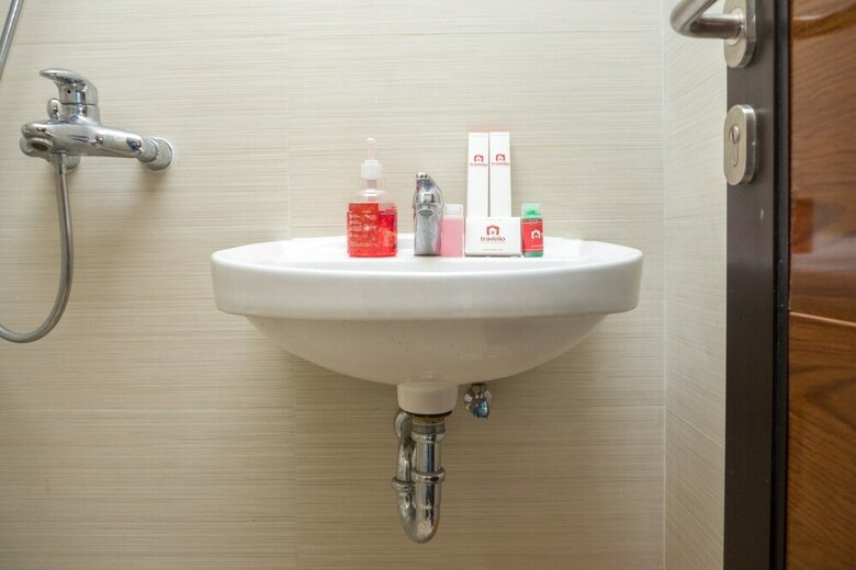 3br With Sofa Bed At Gateway Pasteur Apartment