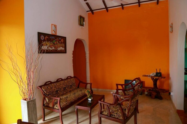 Hotel Cinnamon City