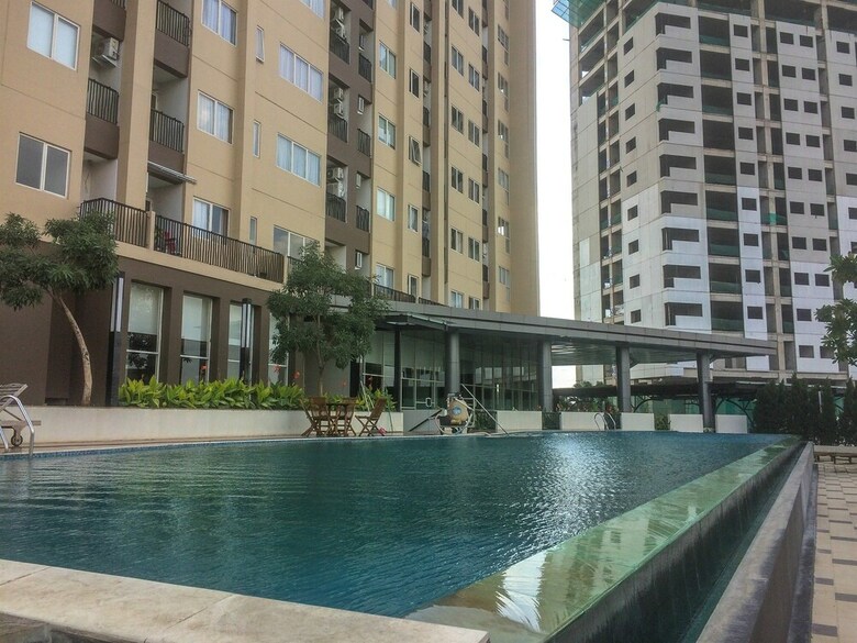 Strategic Studio Apartment The Oasis Near Bekasi