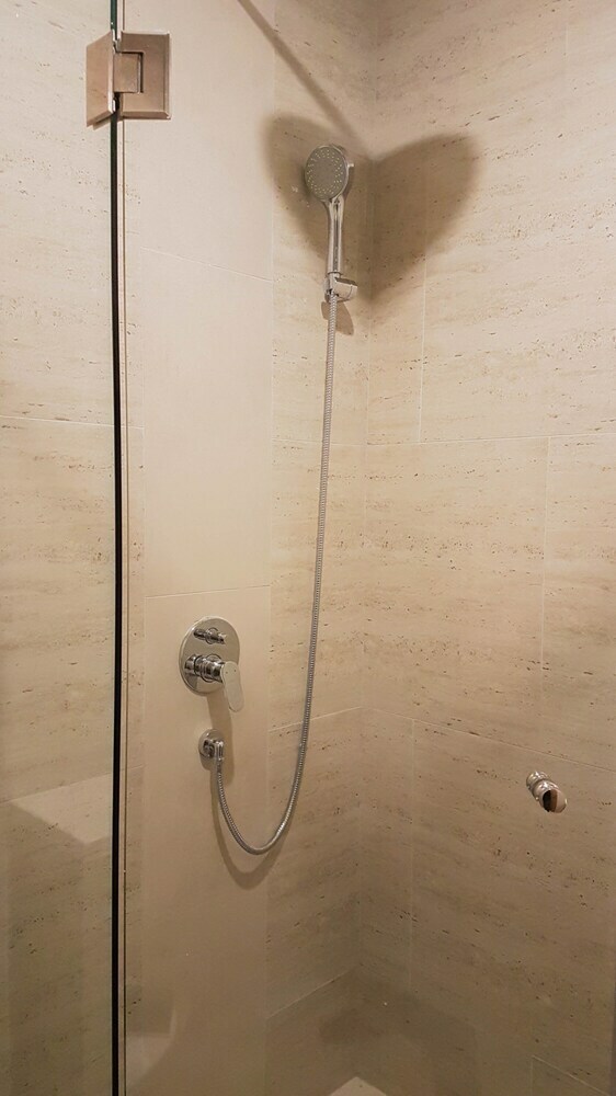 Cozy 1br Apartment At Taman Anggrek Residence