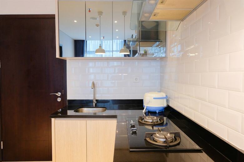 Chic 1br Brooklyn Apartment Near Ikea Alam Sutera