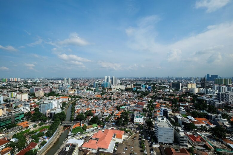 Comfortable Studio At Menteng Park Apartment