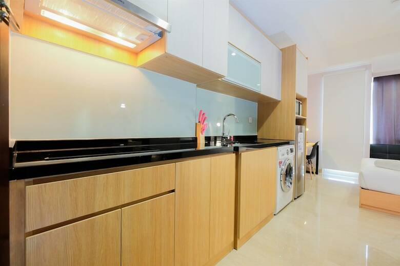 Comfortable Studio At Menteng Park Apartment