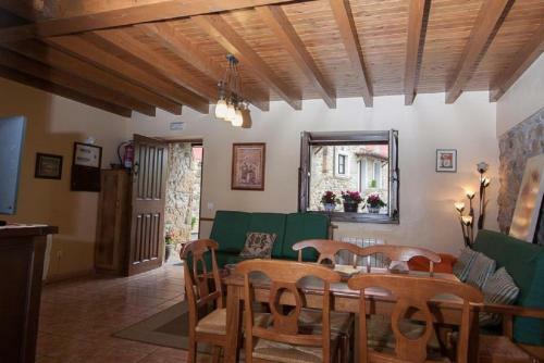 Apartamentos La Quintana De Romillo