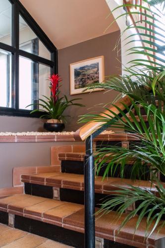 Hotel Monta�as De Covadonga