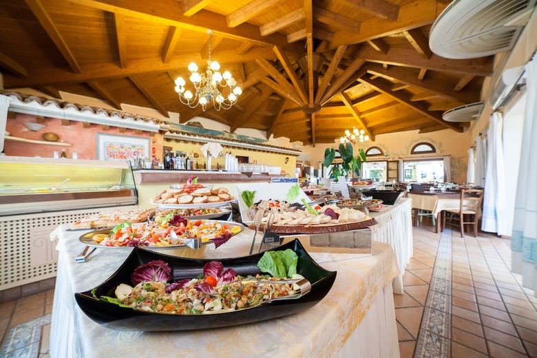 Posada Th San Teodoro | Liscia Eldi Village