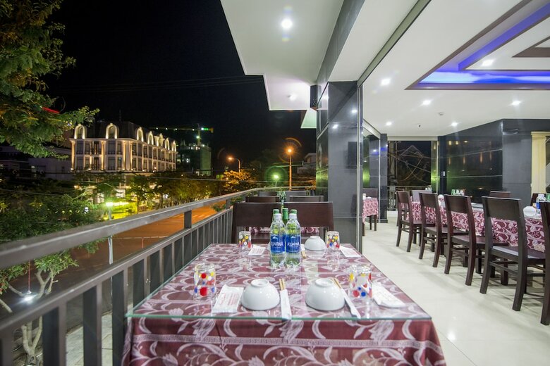 Hong Chau Hotel